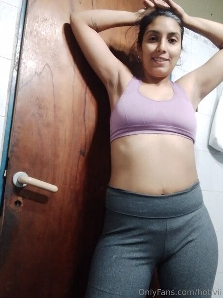 Hotivii model exclusive pictures