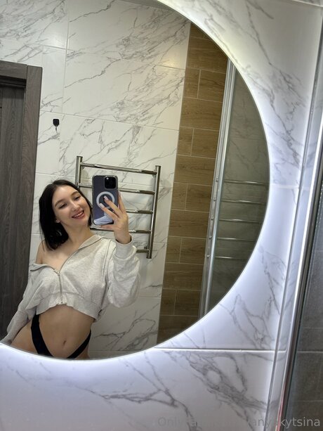 Vanyakytsina porn actress gallery