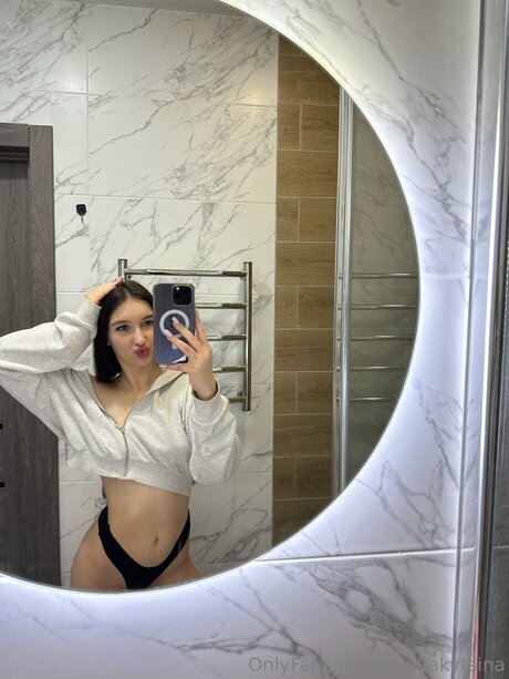 Vanyakytsina xxx actress pictures