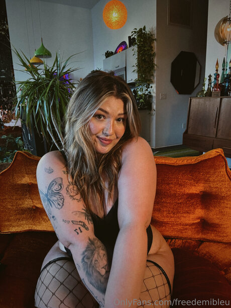 Freedemibleu high quality model photos