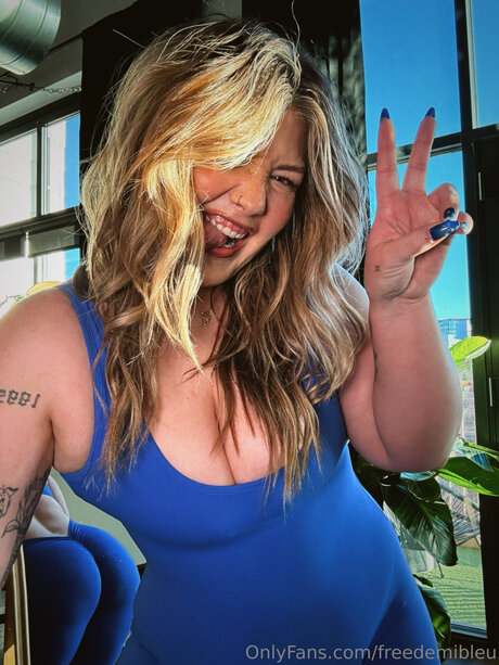 Freedemibleu hd actress images