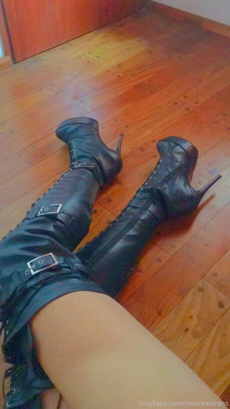 Lalucer0 pornstar perfect picture