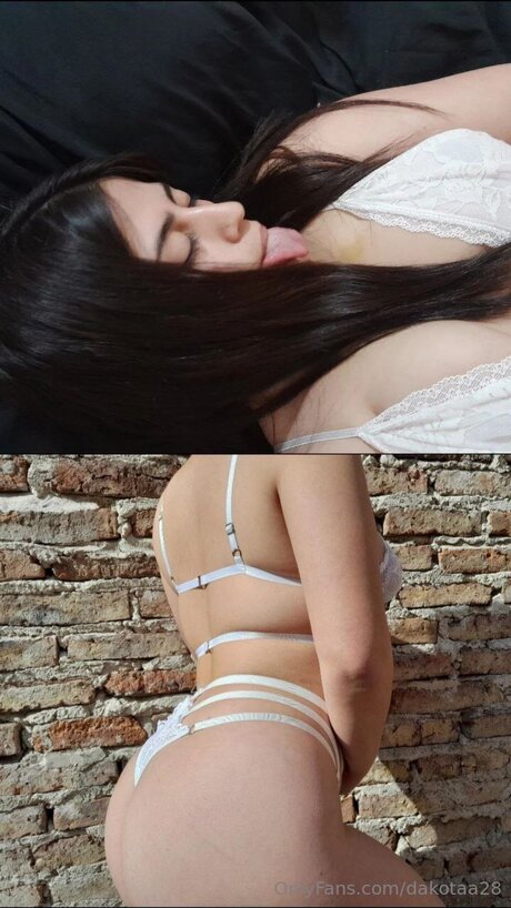 Dakotaa28 pornstar erotic photo