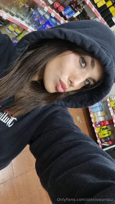 Alexiswantsu perfect actress img