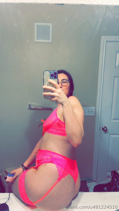 big tits midget onlyfans free sexy pic