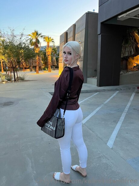 Kaleekidwellfree model adult picture