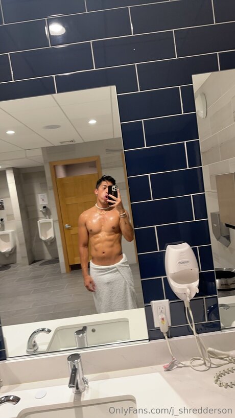 J Shredderson hot star pics