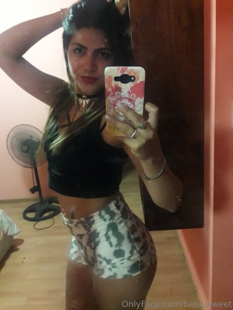 Beluusweet sexy pornstar images