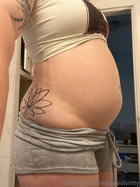 Therealdivinity pornstar art images