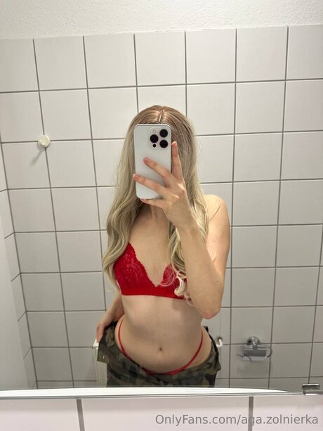 Aga Zolnierka free pornstar image