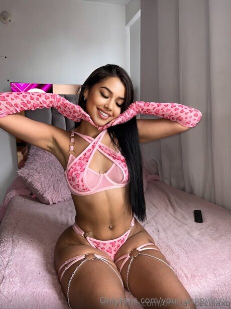 giant onlyfans free xxx archive