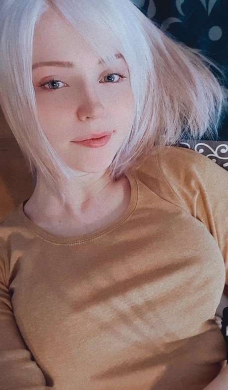 Smoettii sexy pornstar pictures