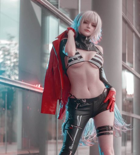 Smoettii actress images