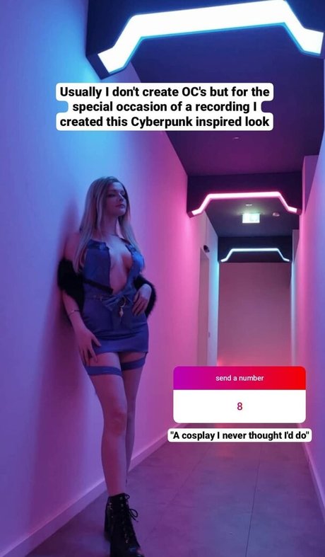 Smoettii erotic model pictures