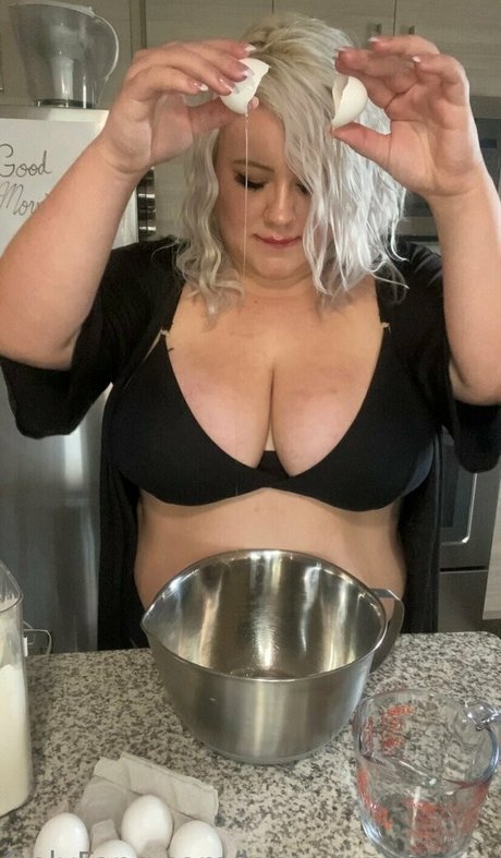 laceysummersvip free model photo