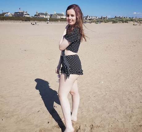 Suzy Lu pornographic model galleries