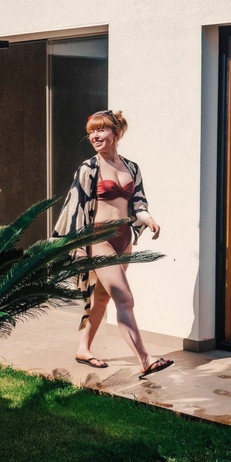 Abbie Budden model pornographic pictures