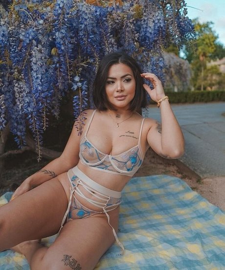 Michellen Cristina star free image