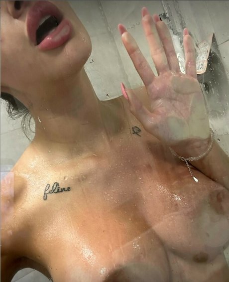 Emma Chrristina nice star picture