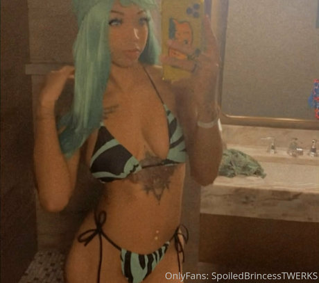 big tits cougar onlyfans free photos