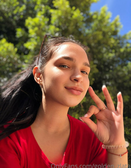 golden zlata perfect model img