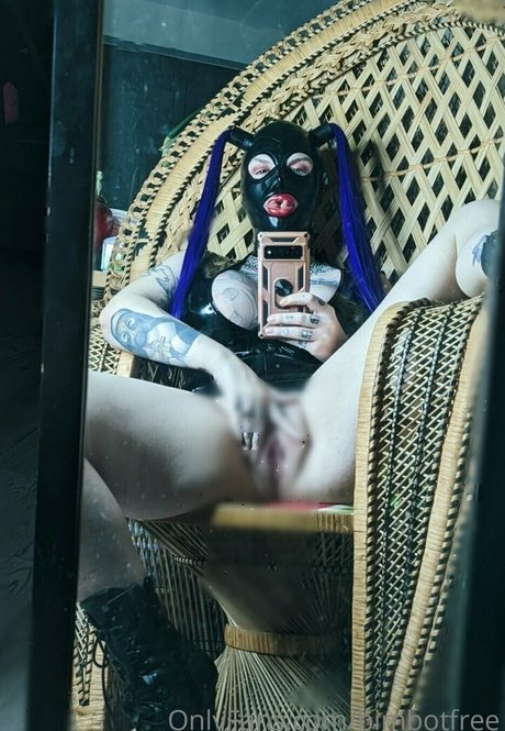 bimbotfree xxx model pic