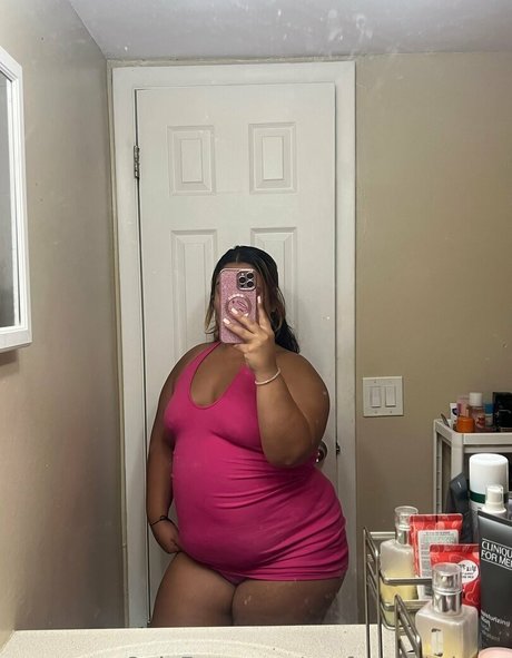 perfectpeachxxx adult actress pics