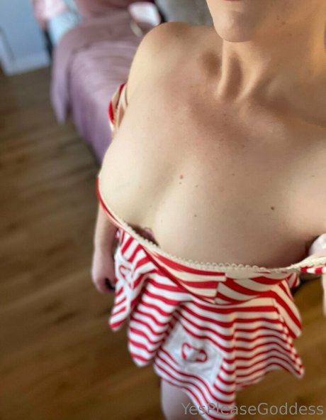 yespleasegoddessof star erotic photos