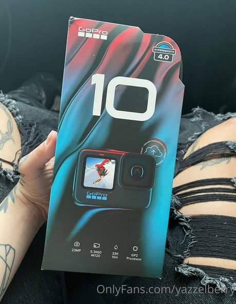 yazzelberry exclusive pornstar photo