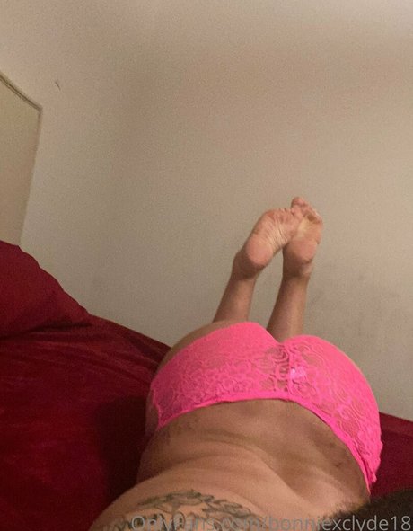 bonniexclyde18 actress pictures