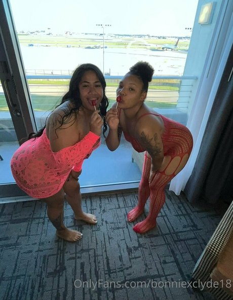 bonniexclyde18 model high quality galleries