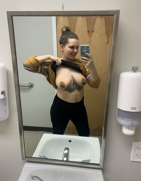 hippiekitten 420 nice actress gallery