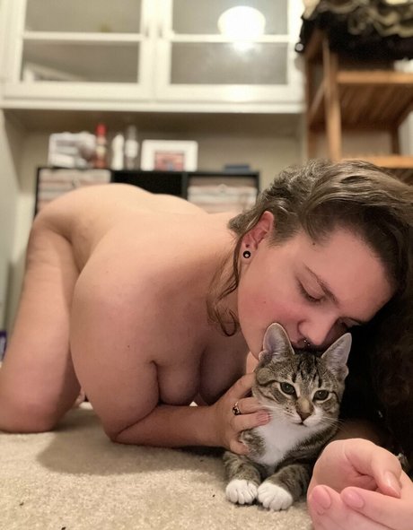 hippiekitten 420 Profile pic