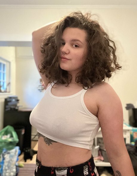 hippiekitten 420 nice actress img