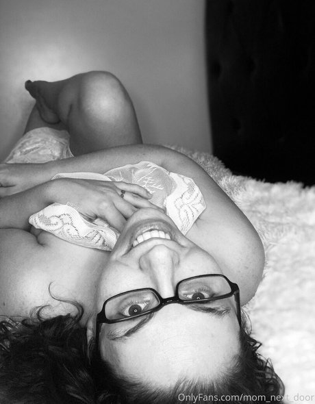 mom next door nude star pics