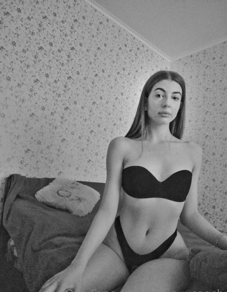 lizasexxcoach actress image