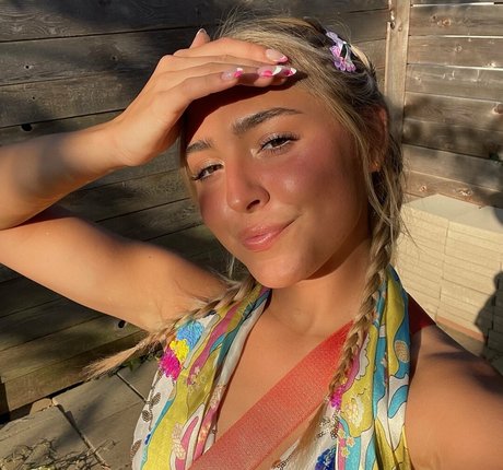 alessandra natalia model naked image