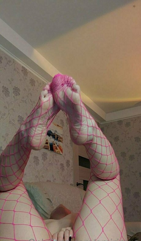 amirimus art model gallery