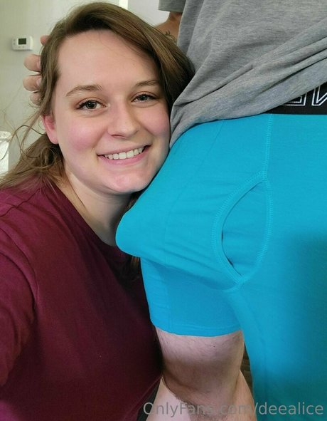 deealice perfect model pics