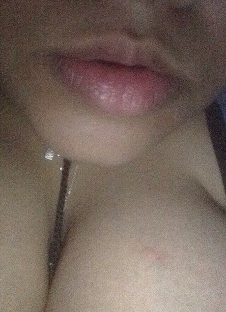 Thalia Brandao xxx actress photo