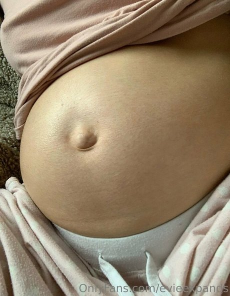 evieexpands beautiful pornstar images