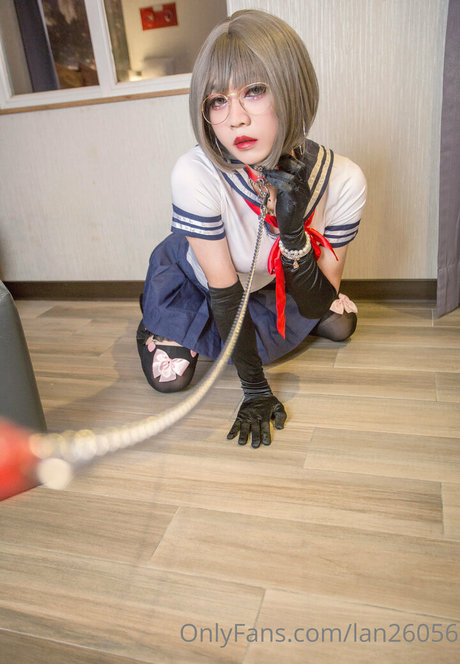 lan26056 star free pics