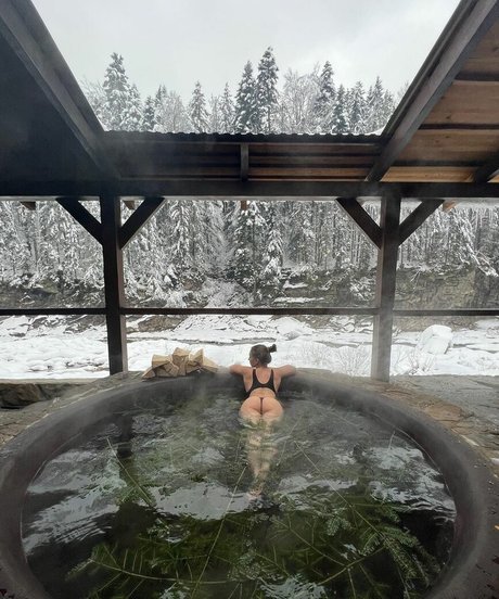 Laura Salvia pornstar best pics