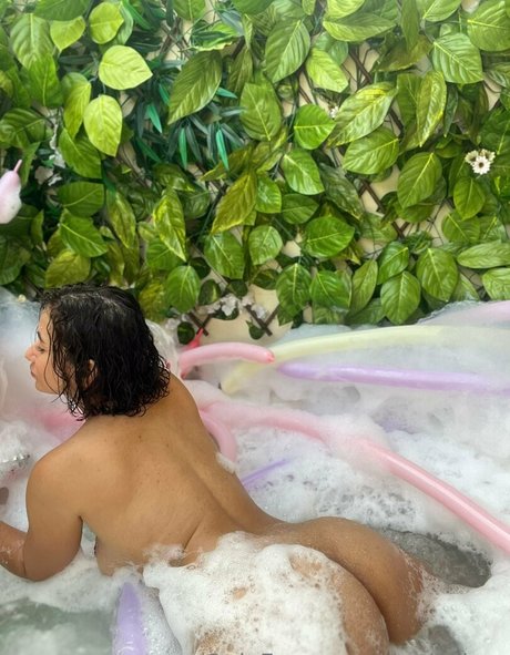 danilisboa hot actress pictures