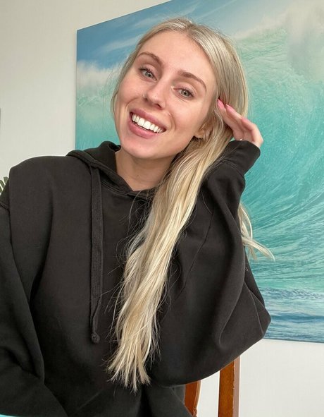 annamarie naked star images