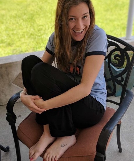 Erin Steeby naked actress photos