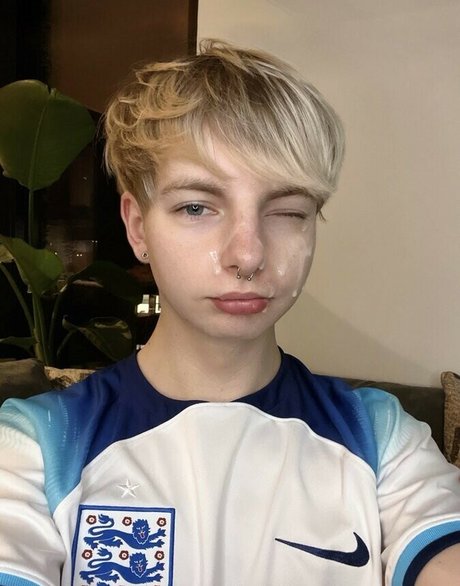 Fawnykid hd model pic