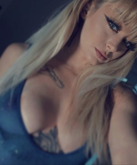 Queenjazlyn porn star archive