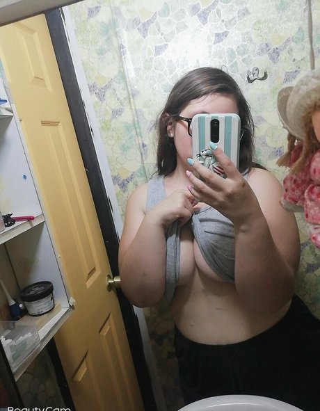 tapitajones nice actress galleries