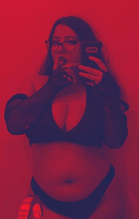 nikkadance model nude photo